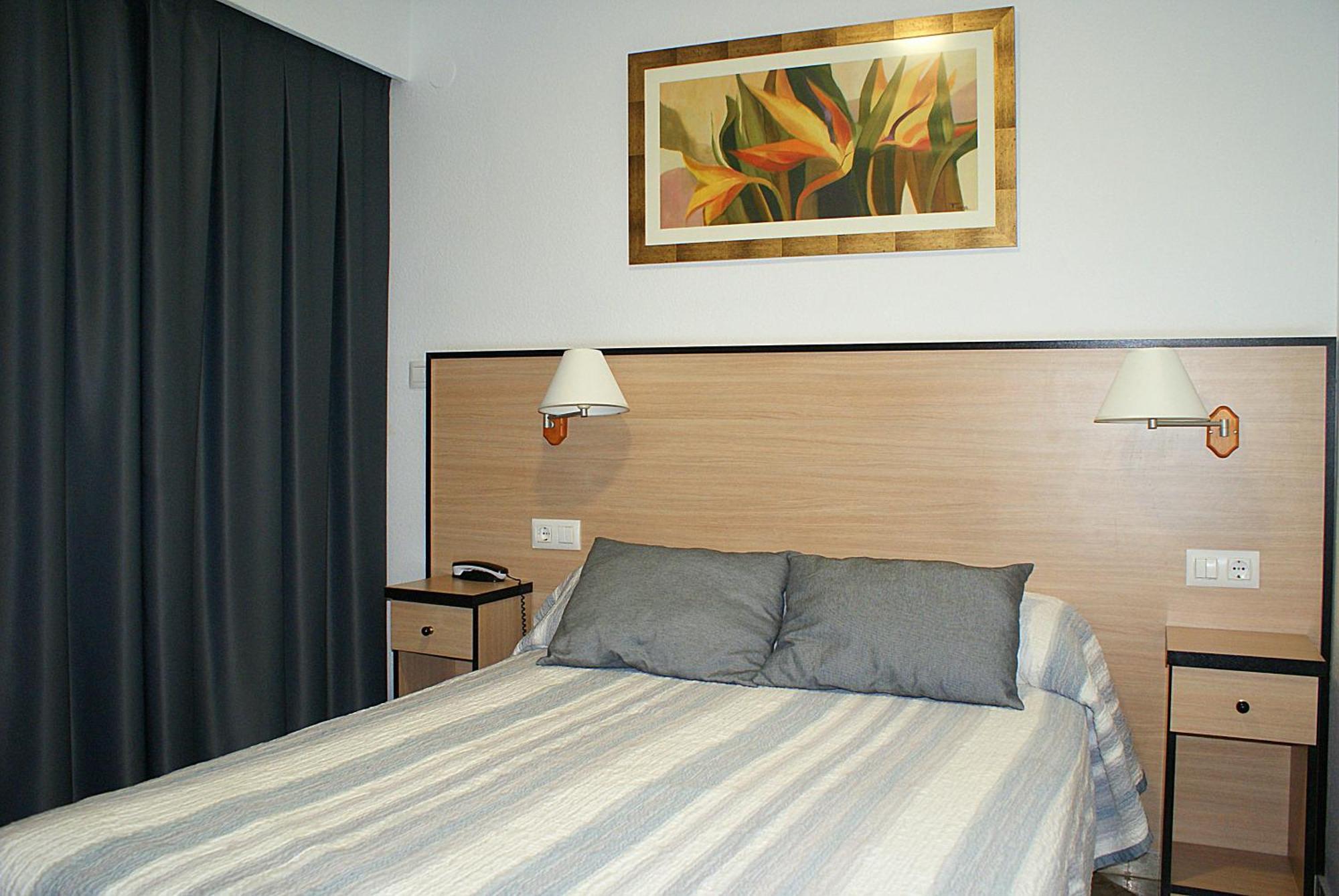 Hotel Carabela 2 Cullera Bagian luar foto