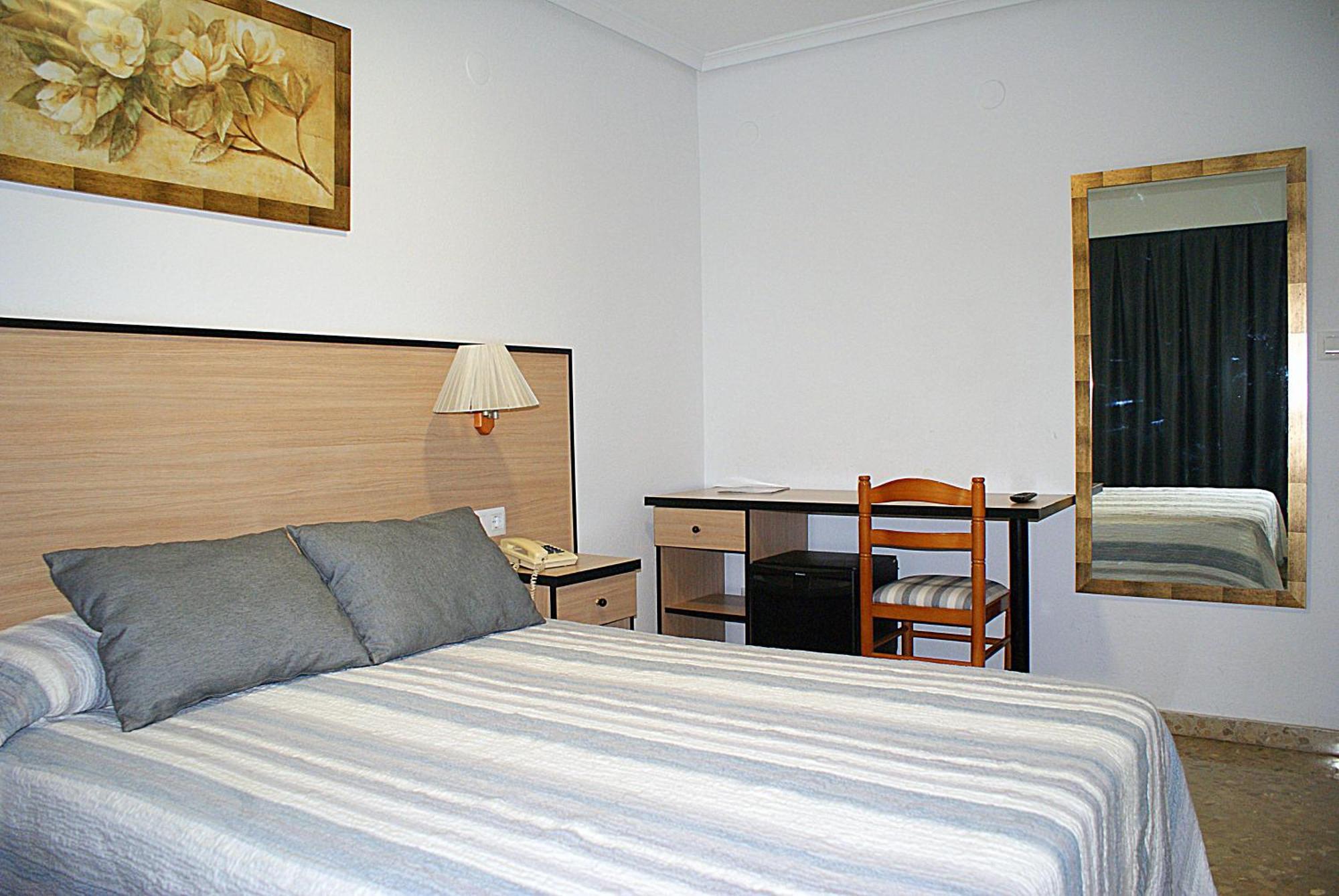 Hotel Carabela 2 Cullera Bagian luar foto