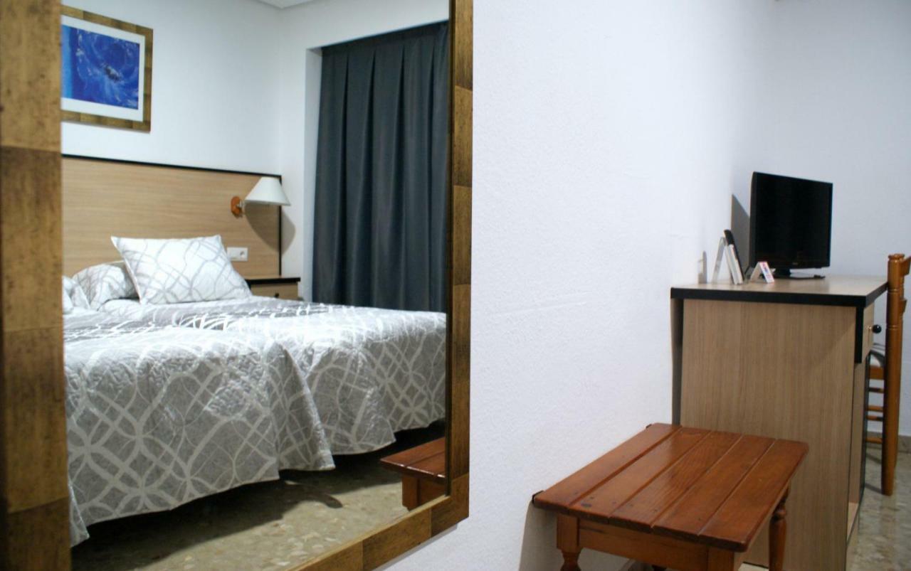 Hotel Carabela 2 Cullera Bagian luar foto